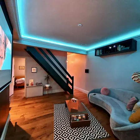 The Smart 27 Holiday home *