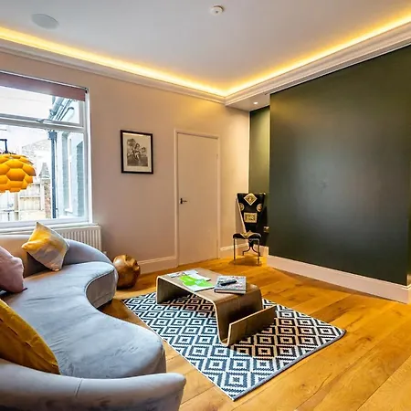 The Smart 27 Holiday home *